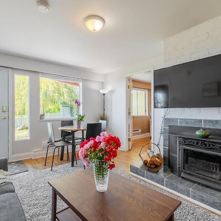 Two Bedroom With Amazing Ocean View North Vancouver Extérieur photo