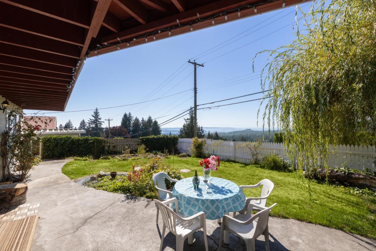 Two Bedroom With Amazing Ocean View North Vancouver Extérieur photo