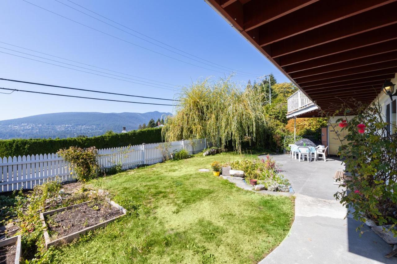Two Bedroom With Amazing Ocean View North Vancouver Extérieur photo
